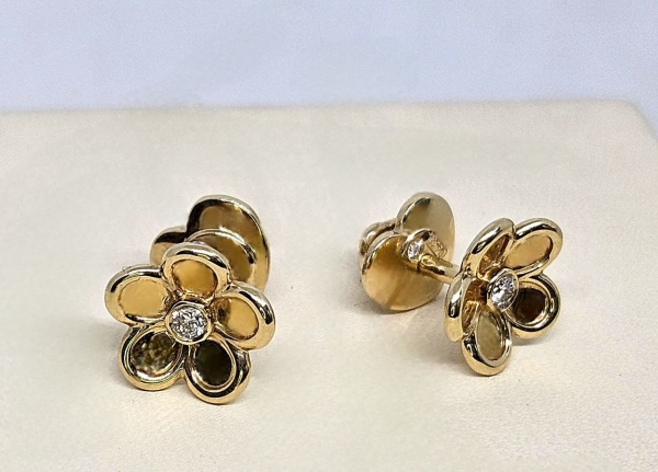 ������ 0210121/585� Au 585